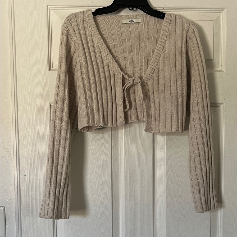 Cropped cardigan